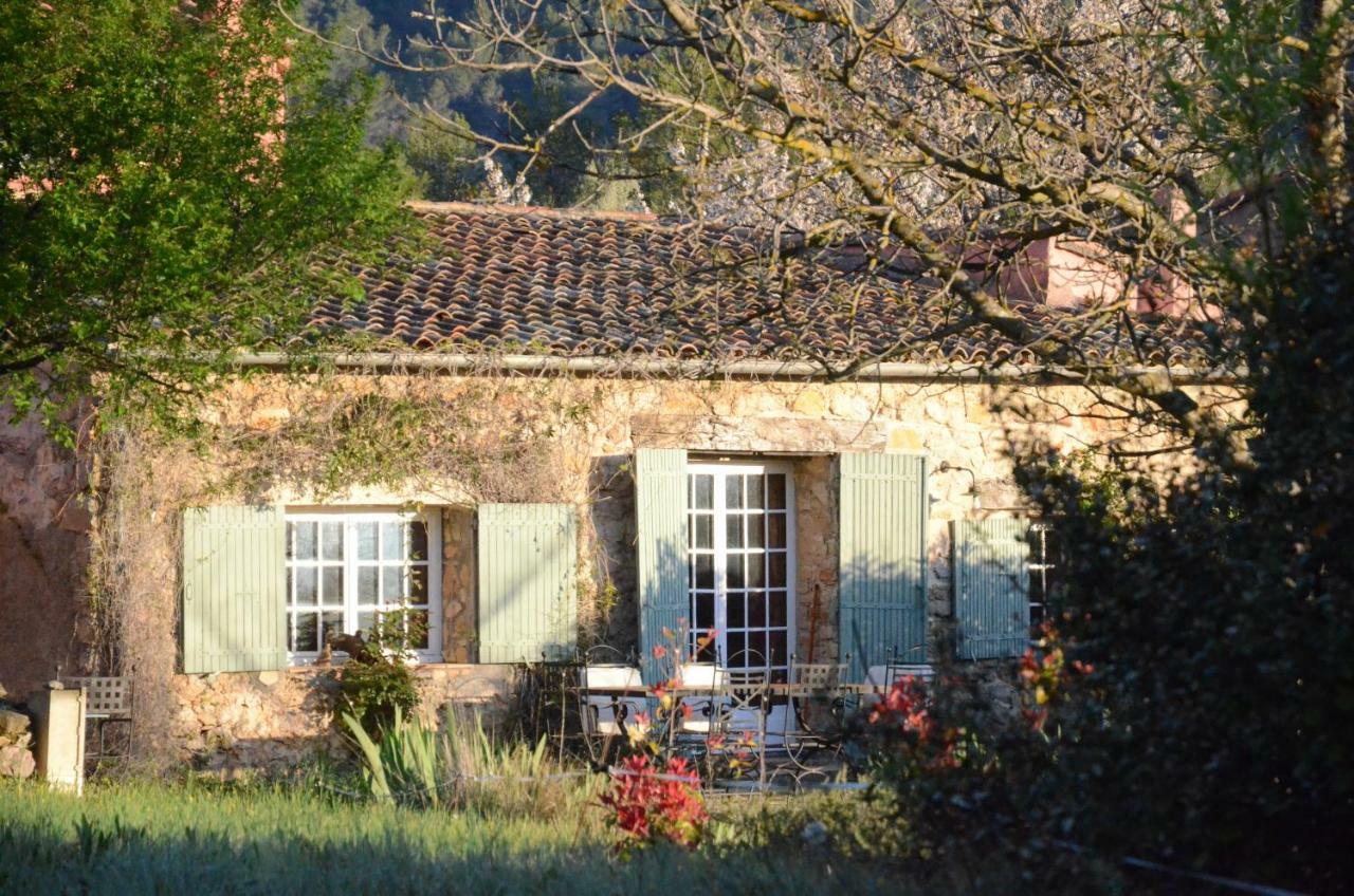Domaine Hemmitage Daire Salernes Dış mekan fotoğraf